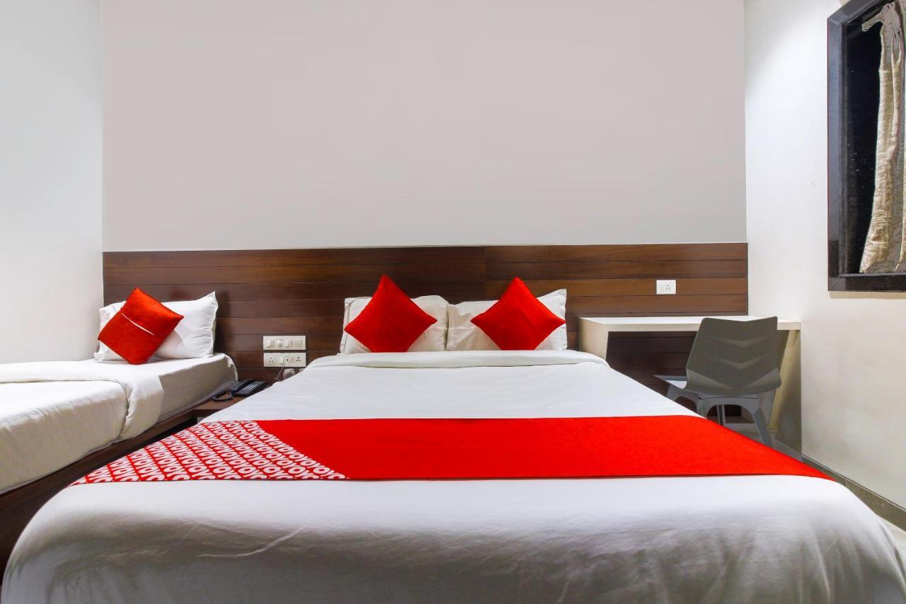 โอโย 75540 โฮเทล ฟลอรา สวีท Hotel มุมไบ ภายนอก รูปภาพ